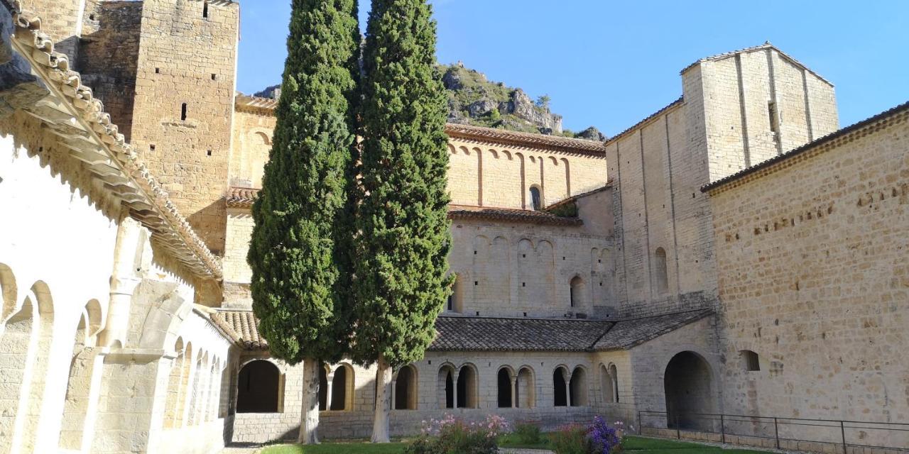 Le Mimosa Panzió Saint-Saturnin-de-Lucian Kültér fotó