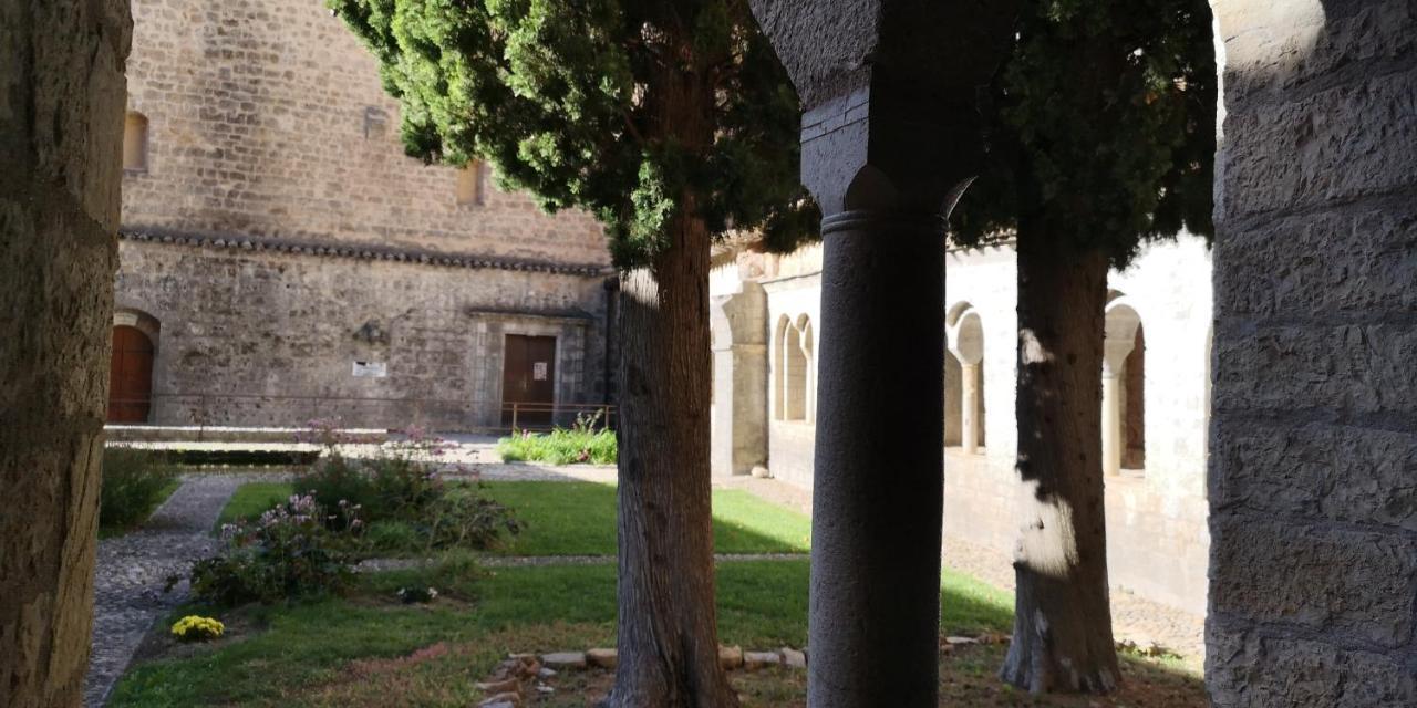 Le Mimosa Panzió Saint-Saturnin-de-Lucian Kültér fotó